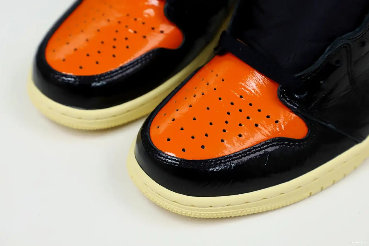 'SHATTERED Kimikick AIR RETRO 3.0' 1 HIGH OG BACKBOARD JORDAN 0713